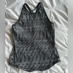 Lululemon tank top